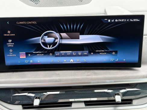 New 2026 BMW X5 xDrive50e w/ M Sport Package image 35