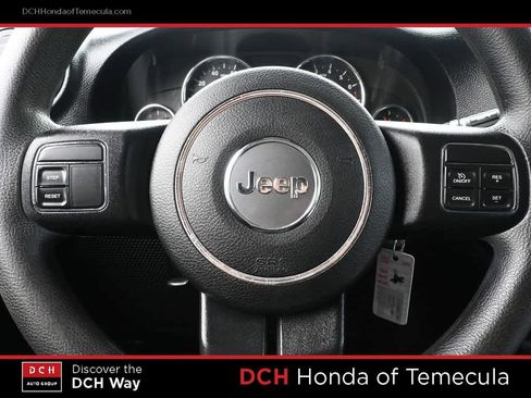 Used 2013 Jeep Wrangler Unlimited Sport AWD/4WD image 9