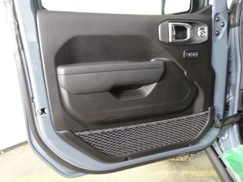 New 2026 Jeep Gladiator Mojave image 15