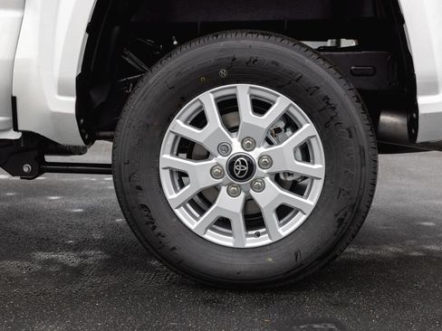 New 2026 Toyota Tacoma SR5 AWD/4WD image 7