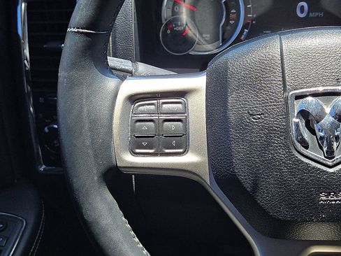 Used 2015 RAM 2500 Laramie AWD/4WD image 18