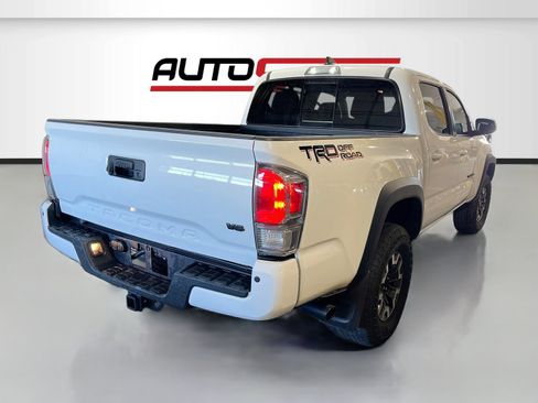 Used 2022 Toyota Tacoma TRD Off-Road w/ Technology Package RWD image 6