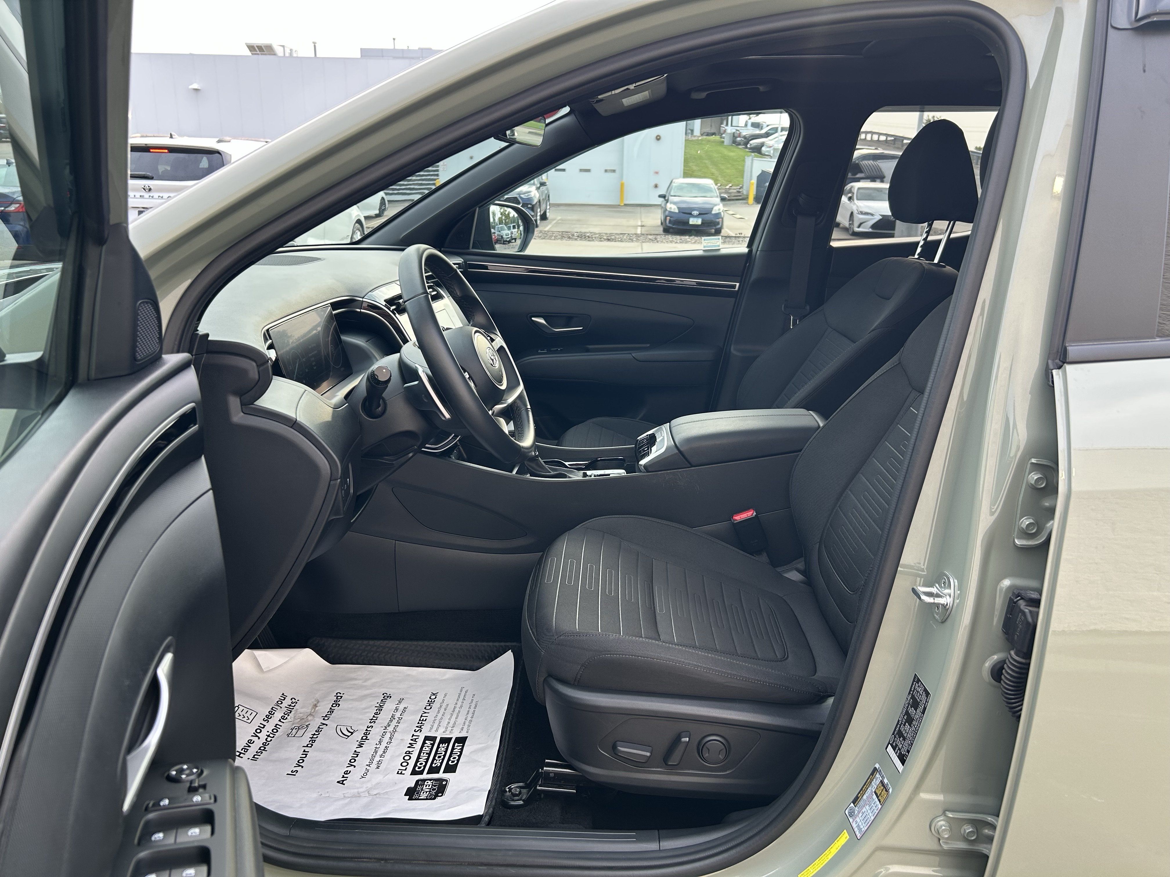 Used 2022 Hyundai Santa Cruz SEL Premium AWD/4WD image 13