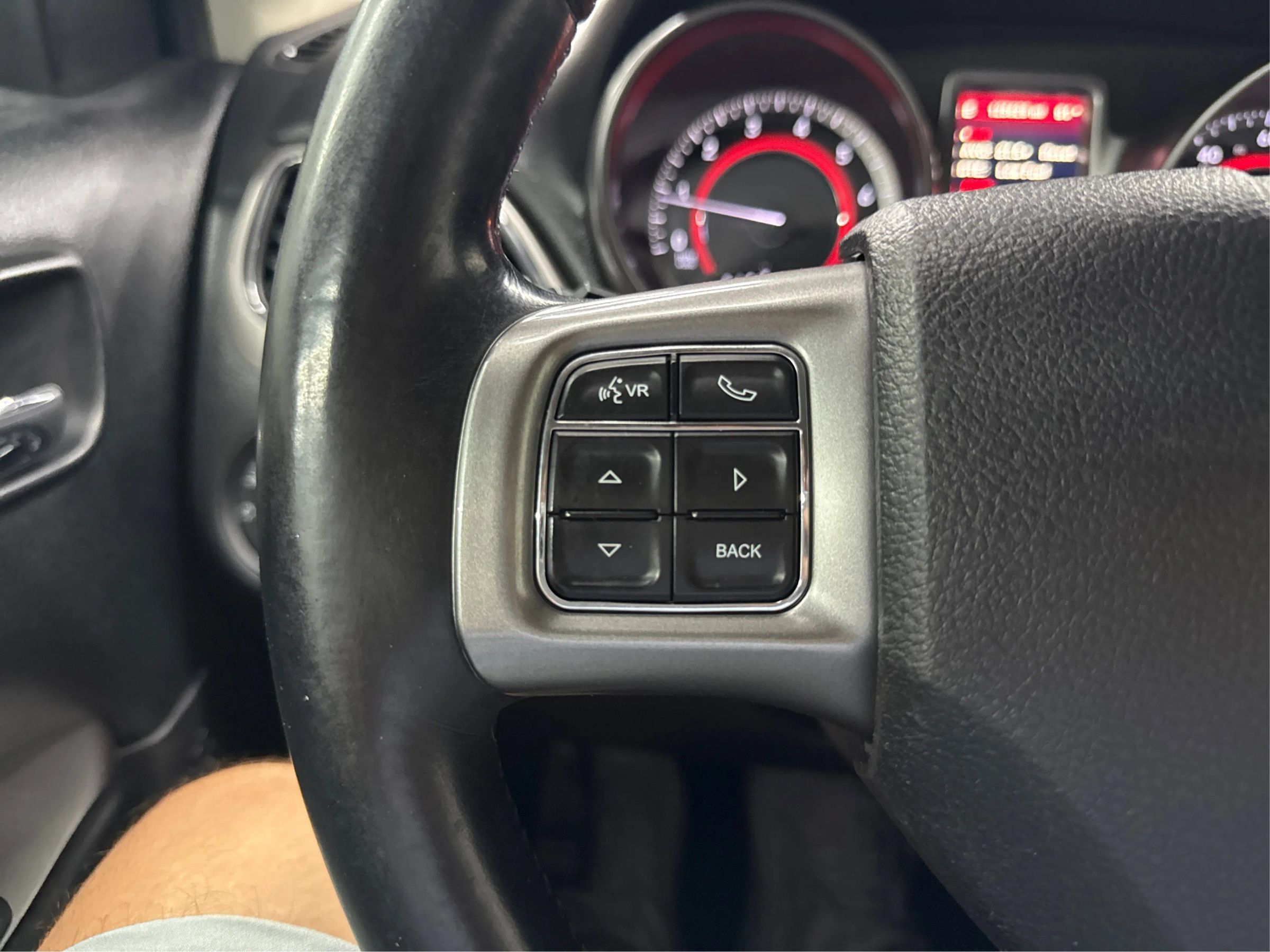 Used 2018 Dodge Journey Crossroad w/ Popular Equipment Group FWD image 20