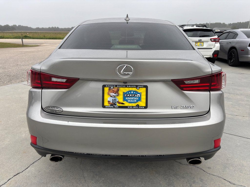 Used 2014 Lexus IS 250 w/ Navigation Package RWD image 5
