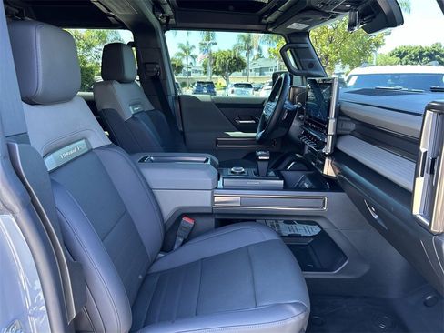 New 2025 GMC Hummer EV 3X image 33