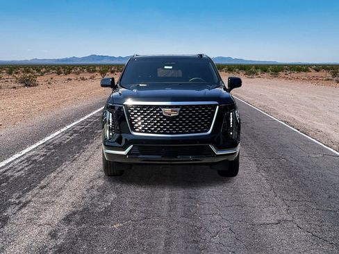 New 2025 Cadillac Escalade Premium Luxury image 2