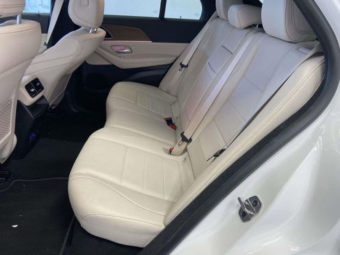 Used 2025 Mercedes-Benz GLE 350 4MATIC image 15