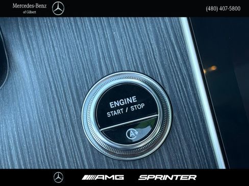 Used 2024 Mercedes-Benz C 300 Sedan image 31