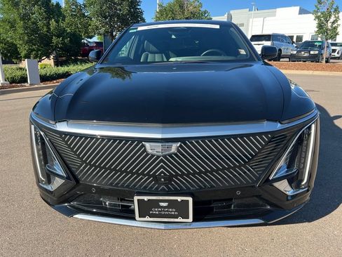 Used 2024 Cadillac Lyriq Tech w/ Driver Assist Package AWD/4WD image 8