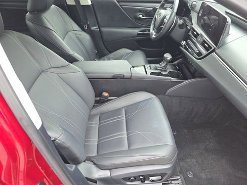 Certified 2024 Lexus ES 300h Ultra Luxury image 21