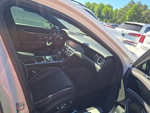 Used 2021 Bentley Flying Spur V8 AWD/4WD image 6