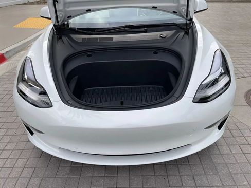 Used 2023 Tesla Model 3 Standard Range image 37