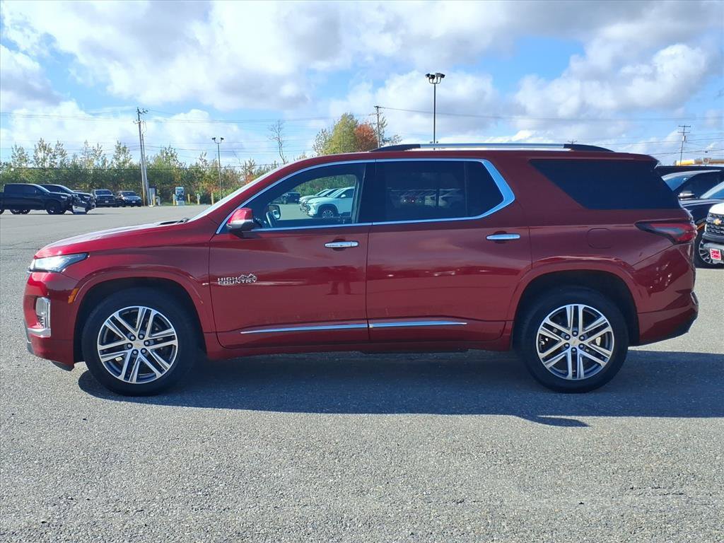 Used 2023 Chevrolet Traverse High Country AWD/4WD image 7
