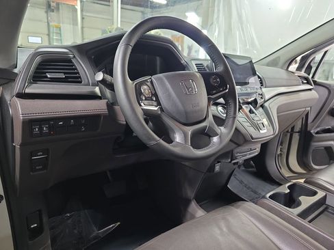 Used 2019 Honda Odyssey EX-L image 16