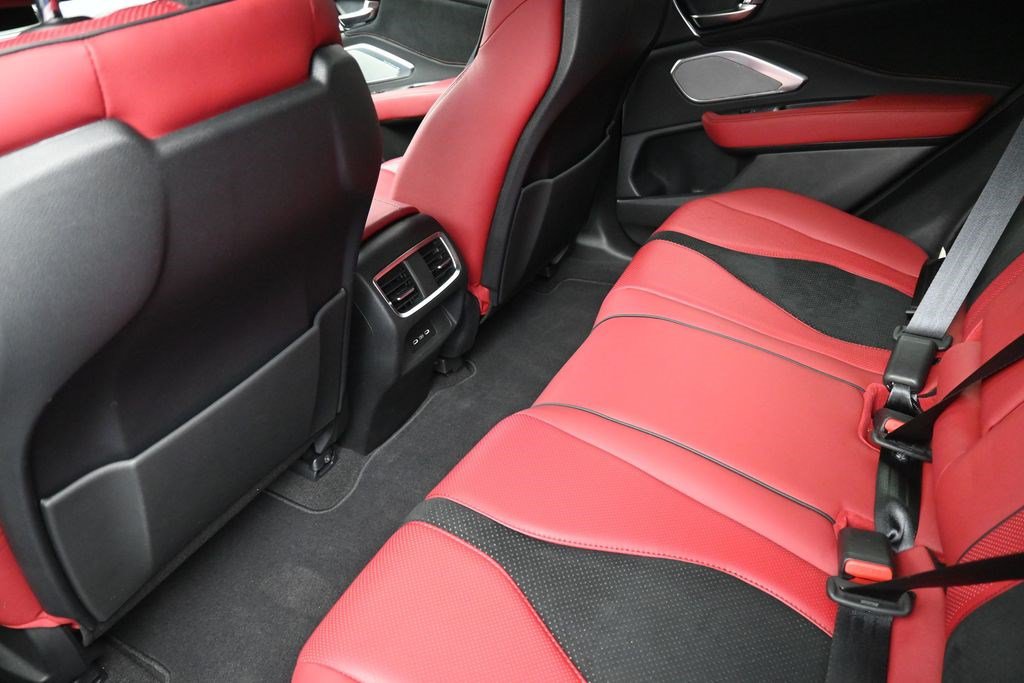 Used 2023 Acura RDX w/ Advance Package FWD image 17