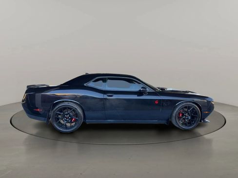 Used 2015 Dodge Challenger R/T Scat Pack w/ Scat Pack Appearance Package image 3