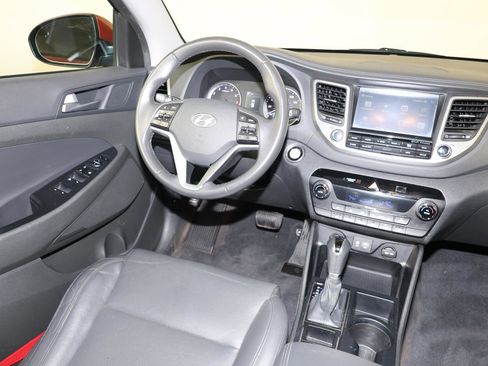 Used 2016 Hyundai Tucson Limited image 9