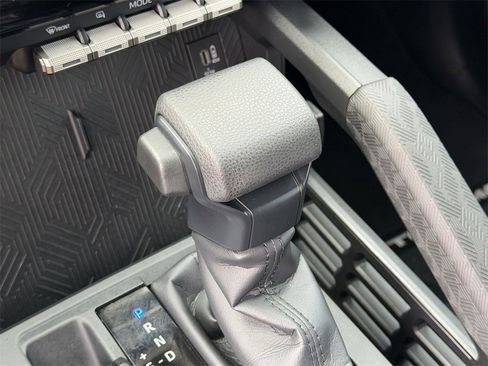 Used 2024 Toyota Tacoma SR image 20