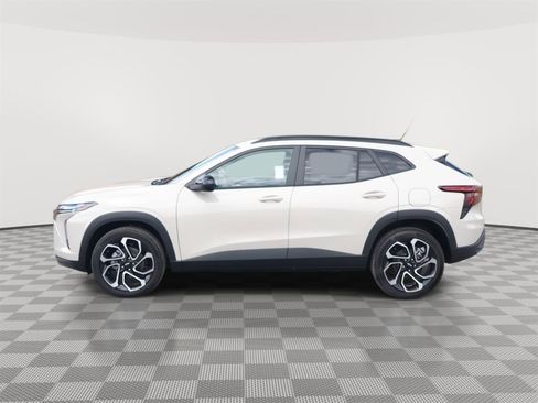 New 2026 Chevrolet Trax RS FWD image 7