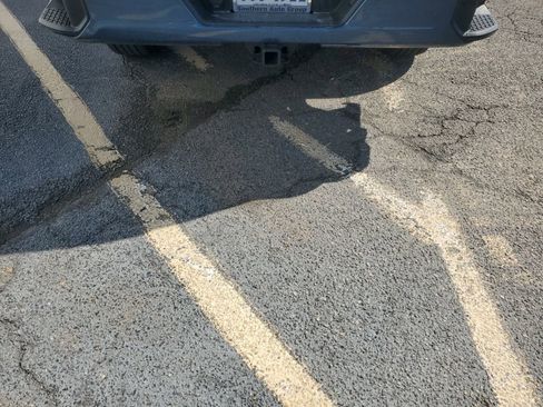 Used 2024 Chevrolet Silverado 1500 Custom image 4