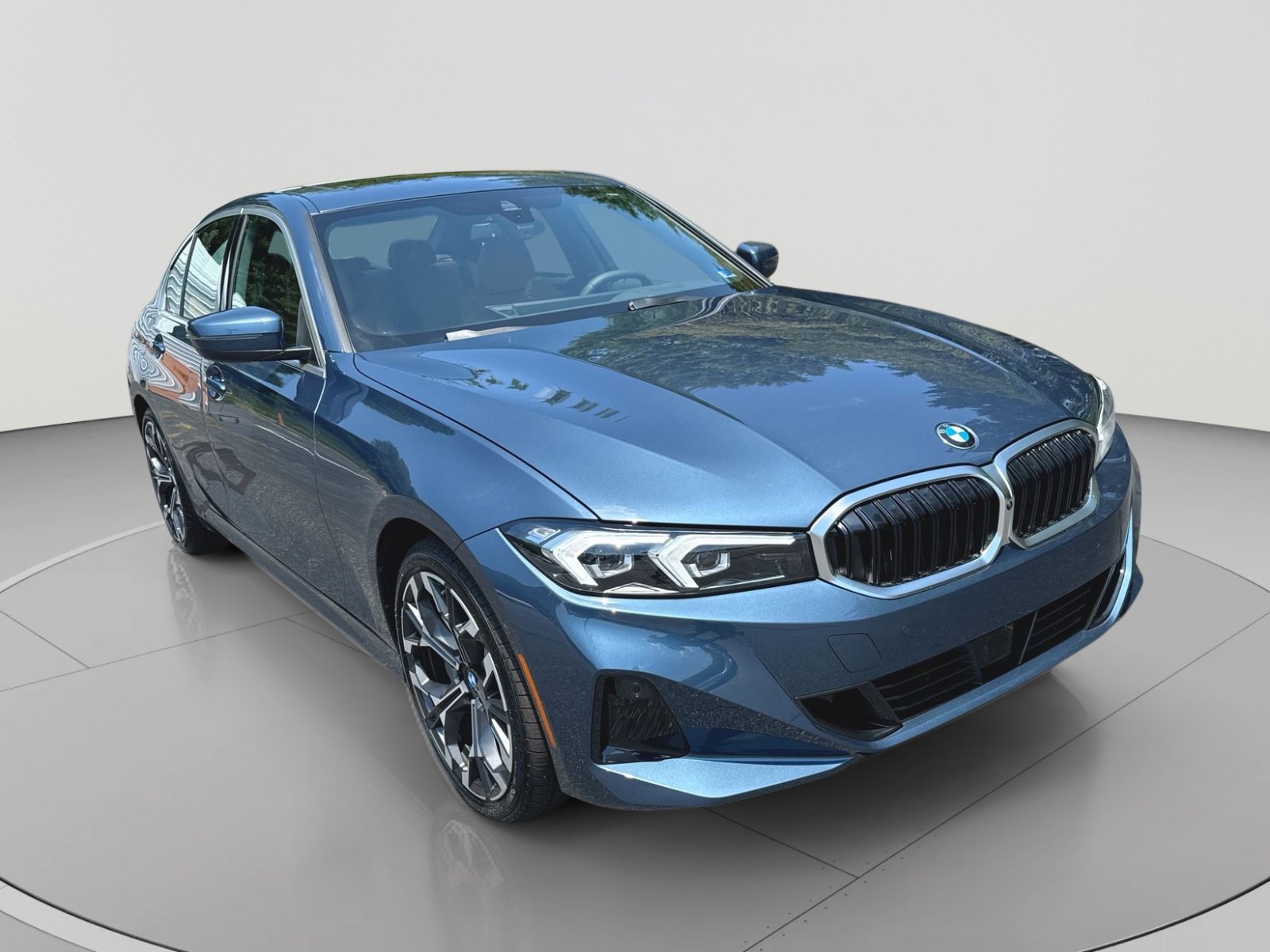 New 2026 BMW 330i xDrive Sedan w/ Premium Package AWD/4WD image 1