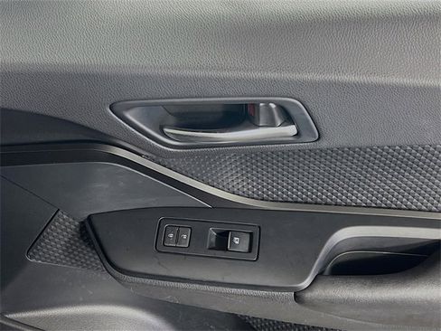 Used 2018 Toyota C-HR XLE image 30