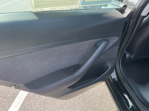 Used 2021 Tesla Model 3 Standard Range Plus RWD image 19