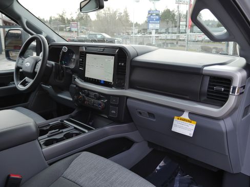 New 2026 Ford F250 XLT w/ XLT Premium Package image 29