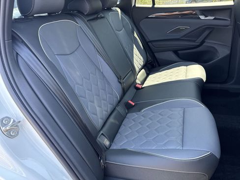 New 2026 Volkswagen Tiguan SEL R-Line AWD/4WD image 19