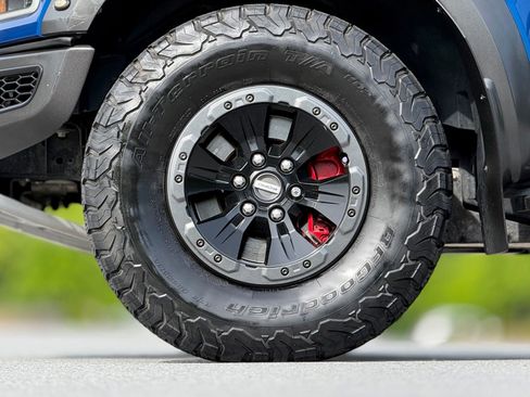 Used 2017 Ford F150 Raptor w/ Equipment Group 802A Luxury AWD/4WD image 18