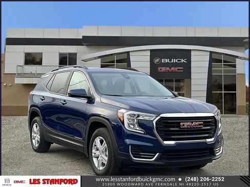 Certified 2023 GMC Terrain SLE w/ Driver Convenience Package image 8