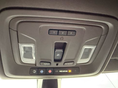 Used 2019 Chevrolet Silverado 1500 LTZ w/ LTZ Texas Edition image 37