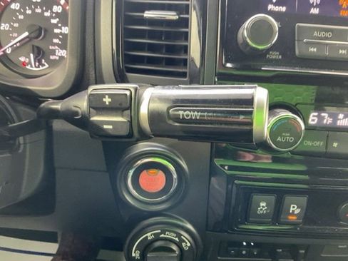 Used 2021 Nissan Titan PRO-4X w/ Pro-4x Convenience Package image 37