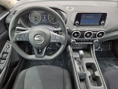 Used 2024 Nissan Sentra S FWD image 16