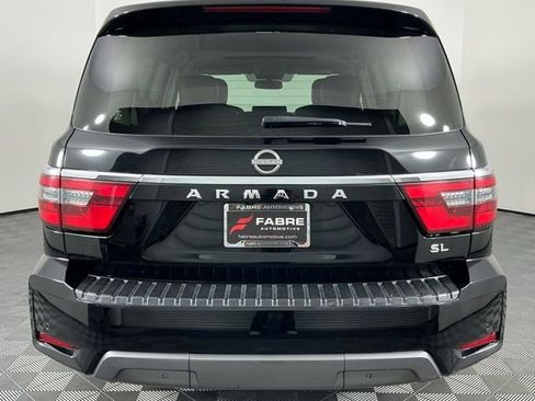 Used 2021 Nissan Armada SL w/ Captain's Chairs Package AWD/4WD image 6