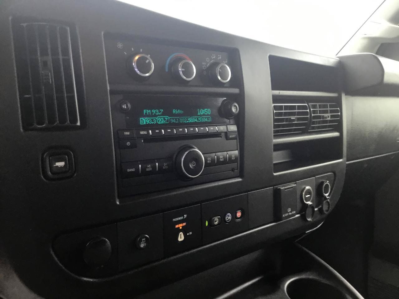 Used 2020 Chevrolet Express 2500 w/ Communications Package RWD image 16