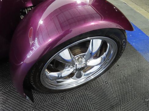 Used 1997 Plymouth Prowler image 9