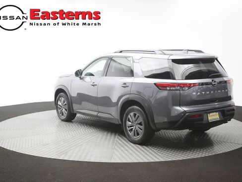 Used 2025 Nissan Pathfinder SV FWD image 65
