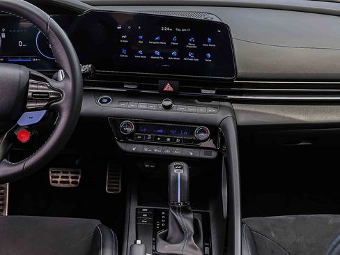 Used 2025 Hyundai Elantra N FWD image 10