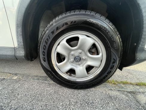 Used 2015 Honda CR-V LX image 17