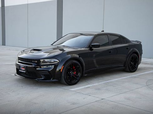 Used 2022 Dodge Charger Scat Pack RWD image 4