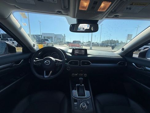 Used 2018 MAZDA CX-5 Touring w/ Preferred Equipment Package image 12