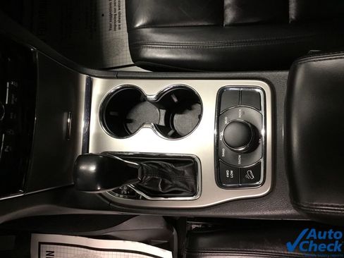 Used 2020 Jeep Grand Cherokee Limited image 53