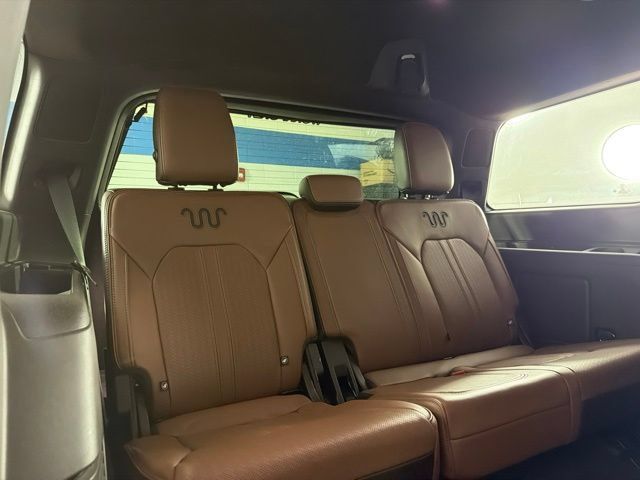 Used 2023 Ford Expedition King Ranch RWD image 39