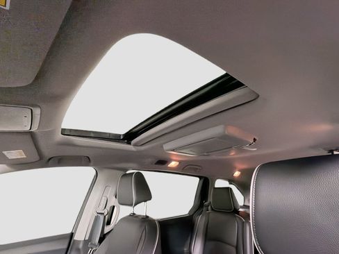 Used 2024 Honda Odyssey Elite image 23