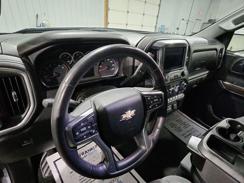 Used 2022 Chevrolet Silverado 1500 LT image 10