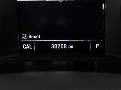 Used 2016 Chevrolet Malibu LT image 19