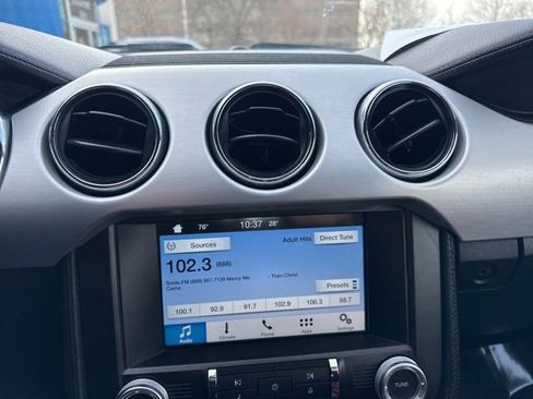 Used 2016 Ford Mustang Premium image 23