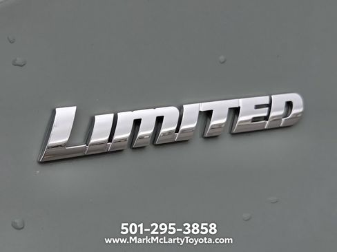 Used 2024 Toyota Tundra Limited AWD/4WD image 6